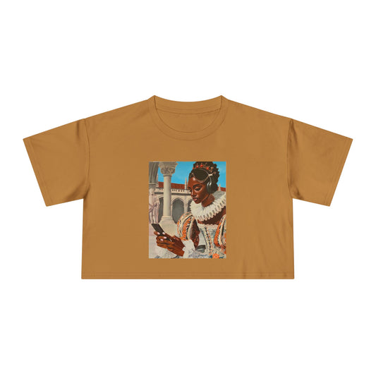 The Queen's Scroll Women's Crop Tee