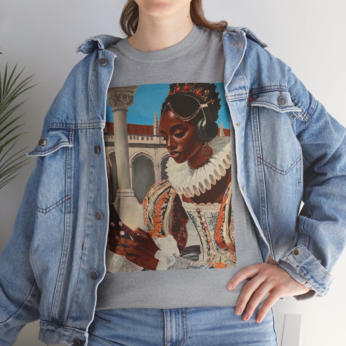 The Queen's Scroll Unisex Heavy Cotton Tee